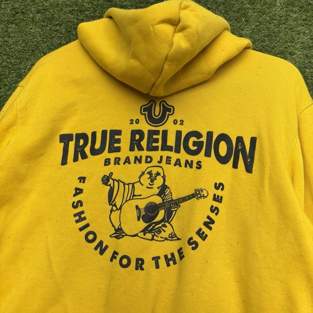 True Religion shop confidence